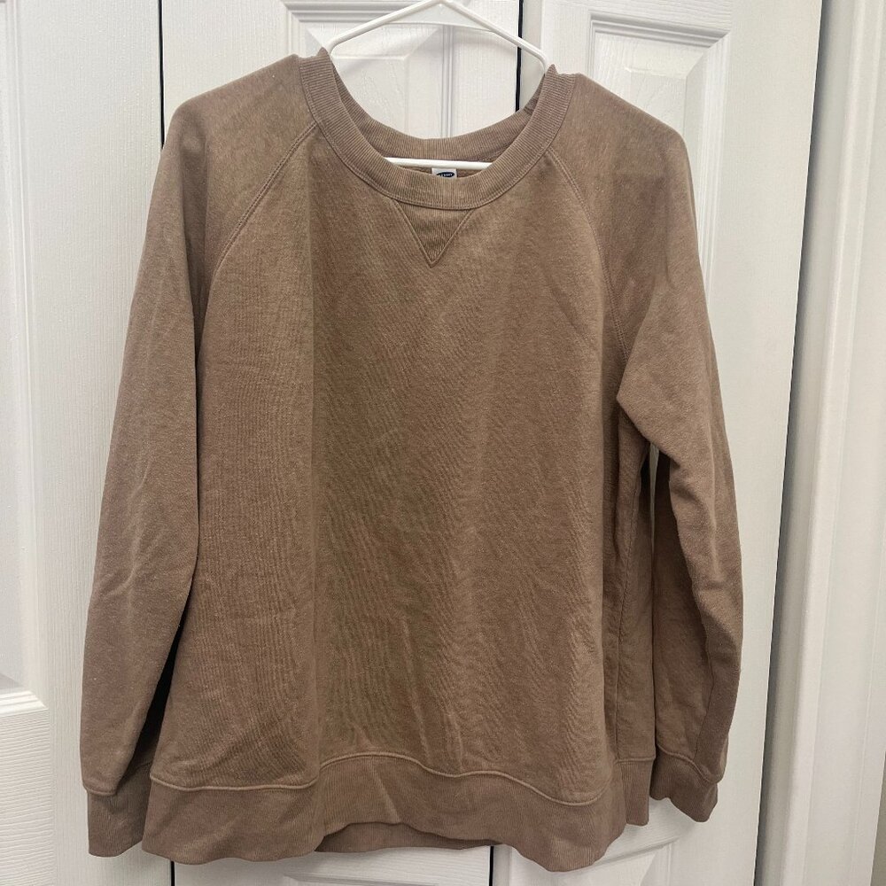 Old Navy Tan Crewneck L